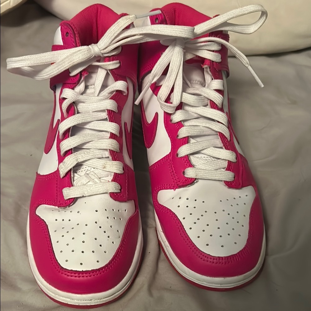 Nike Women's Pink and White Sneakers